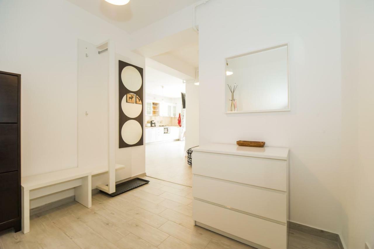 Schiller Apartment 57 - Free Private Parking Braşov Eksteriør bilde