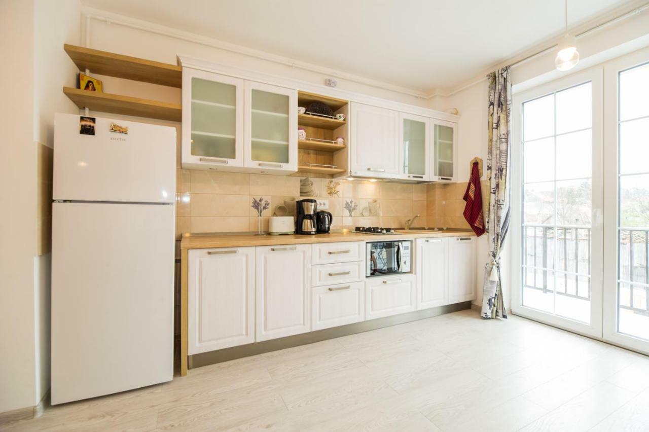 Schiller Apartment 57 - Free Private Parking Braşov Eksteriør bilde